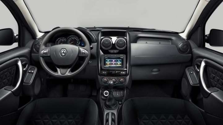 Renault Duster 2018-2019 фото салон