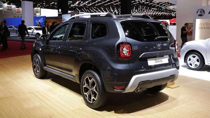 фото Dacia Duster 2018-2019 вид сзади