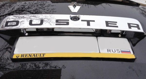Камера на Duster